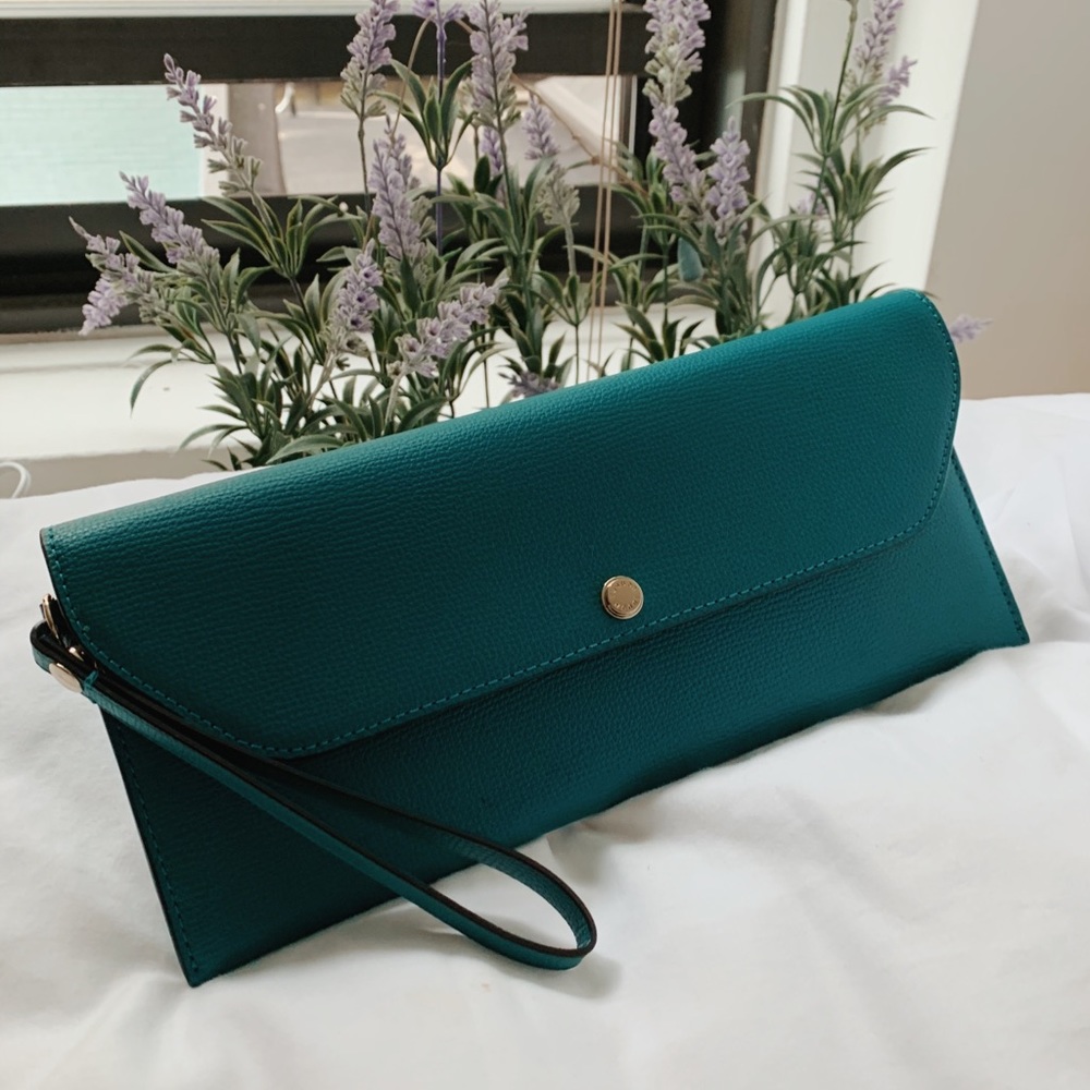 Henri Bendel West 57th Leather Wristlet